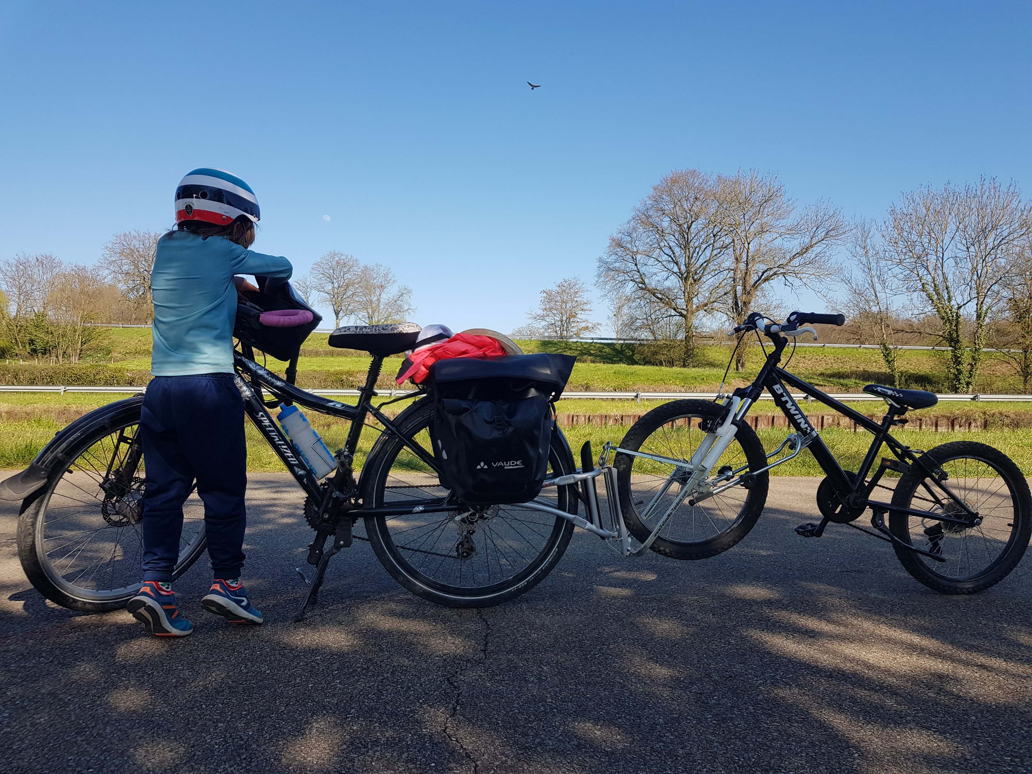 FollowMe Tandem système de remorquage pour vélo enfant 