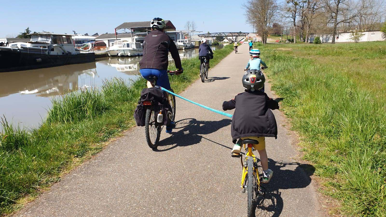Corde De Remorquage Vélo Enfant 2,5 M - Barre Traction Réglable, Fixation Facile, Pour VTT, Route, Promenades