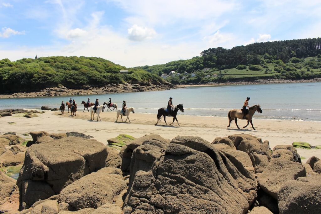 Equitation Cote de Granit Rose 